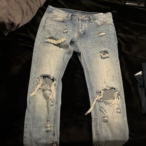 Mnml Light Washed Distressed Jeans